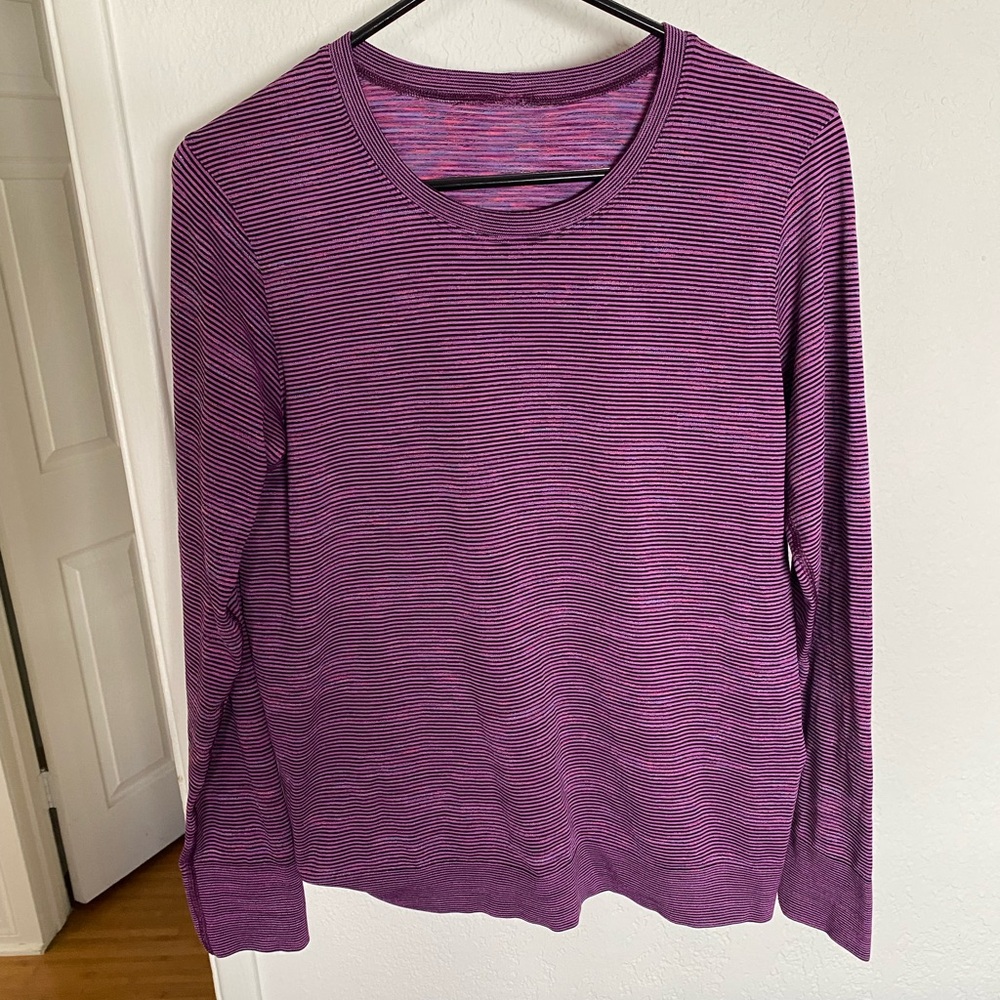 Lululemon long sleeve shirt in Purple stripes SZ 10